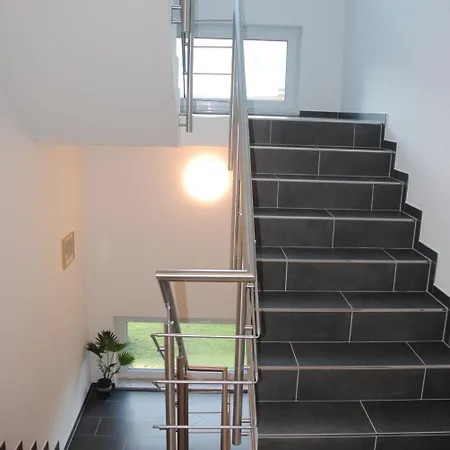 Hotell Sleep-station Boernsen Bei Hamburg 24h 3*