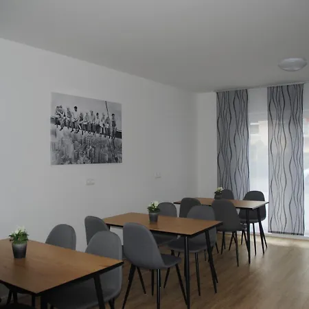 Sleep-station Boernsen Bei Hamburg 24h Hotell